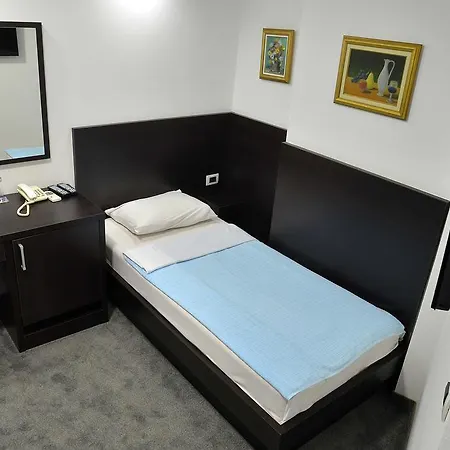 Hotel Golf Kruševac