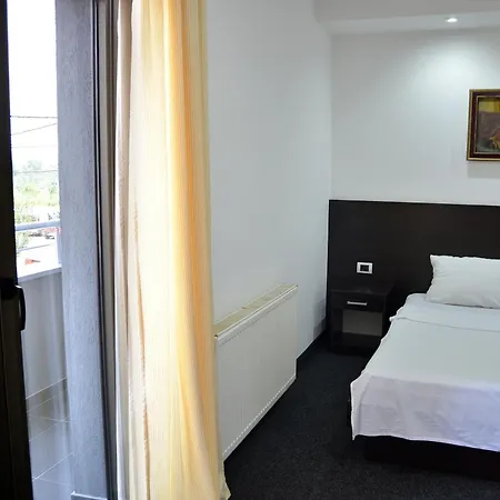 Golf Hotel